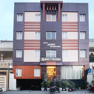 Janki International 3 Km From Kashi Vishwanath Temple Free Pickup From Railway Station *** Varanasi