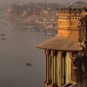 Brijrama Palace, - By The Ganges Варанаси